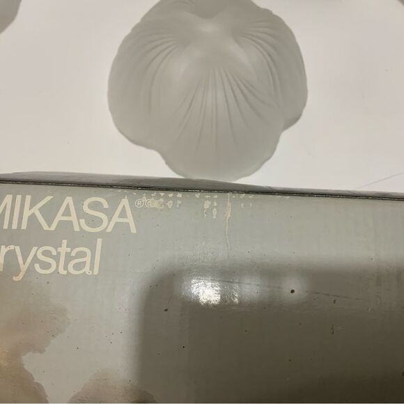 New Vintage 1980s Mikasa Frosted Scallop Shell 6" Salad Bowl Set of 4 G11 - Picture 9 of 9